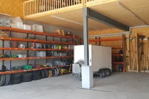 Infrastruktur_Werkzeug-und-Maschinenhalle